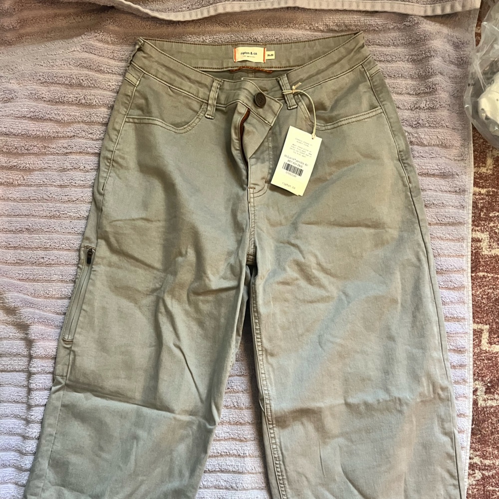 Stretchy wide leg Ripton pants size 28